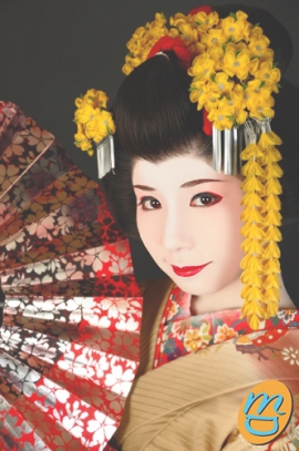 舞妓　変身