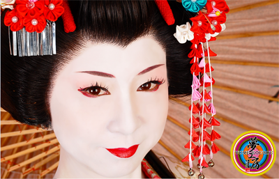 舞妓体験STUDIO夢工房　補整修正」
