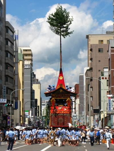 祇園祭　舞妓
