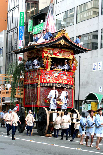 祇園祭　舞妓